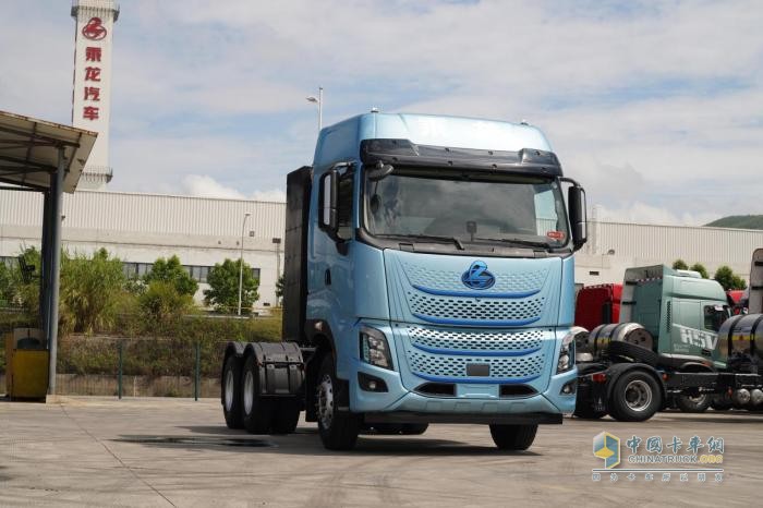 乘龍H7 Pro純電牽引車(chē)：600度大容量電池 告別續航焦慮